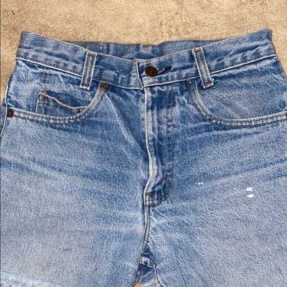Levi’s vintage mid high waisted shorts - Picture 7 of 7